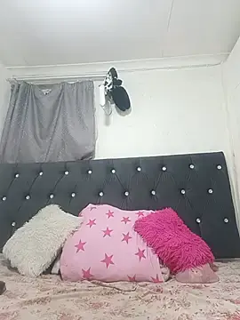 Stripchat Sex Cam of ChampegneBarbie