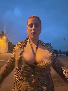 Stripchat Free Porn Cam of lumazzy