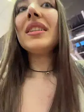 Stripchat Free Porn Cam of ICrazyOneIRL