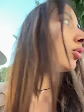 Stripchat Sex Cam of ICrazyOneIRL