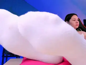 Stripchat Live Sex of KimClarks_