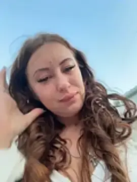 Stripchat Sex Cam of AdinaKan