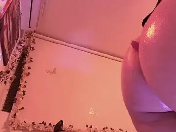 Stripchat Private Sex Chat of soft_cherry_