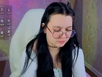 Stripchat Free Live Porn of Kira_G0ld