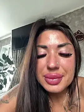 Stripchat Adult Webcams of RuslanaXX