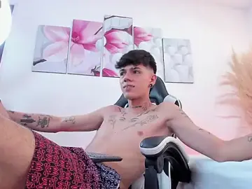 Stripchat Best Webcam of Tommy_valverde