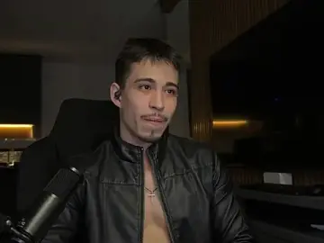Stripchat Free Live Porn of mettew22cm
