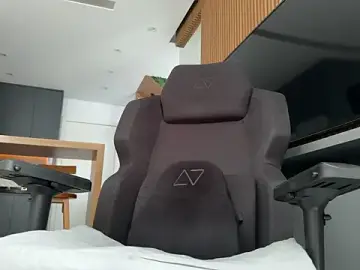 Stripchat Live Sex Cam of mettew22cm