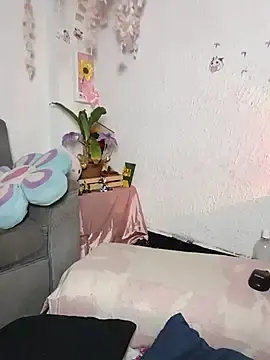 Stripchat Nude Webcam of Kuutar