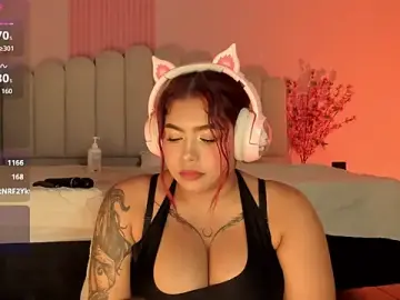 Stripchat Free Live Porn of Zoe1_2