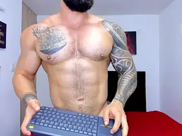 Stripchat Adult Webcam of miguelangelsaenz