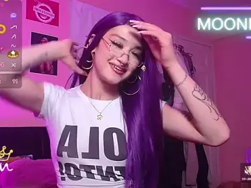 Stripchat Sex Chat of moonfiredancer