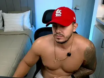 Stripchat Adult Webcams of owen-pierces