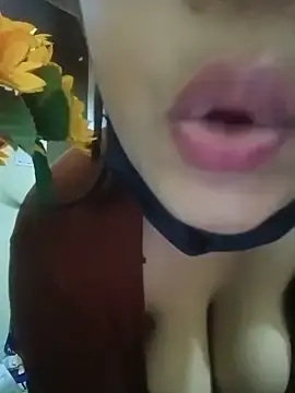 Stripchat Sex Cam of Cute_Riddhi