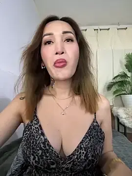 Stripchat Free Porn Cam of Tony_8706