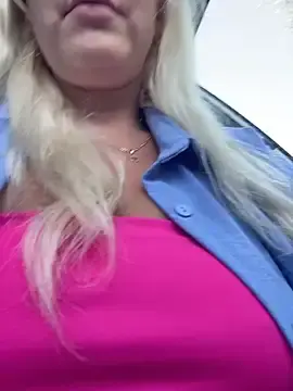 Stripchat Adult Video Chat of MerlinDave
