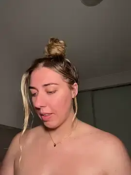 Stripchat Nude Webcam of Aussielulu