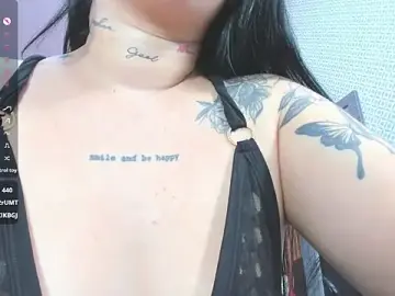 Stripchat Sex Cam of BIANCAROY1