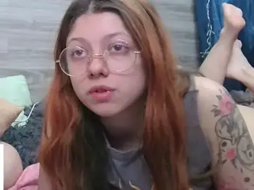 Stripchat Live Sex Cam of Lina_Kitty