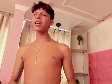 Stripchat Private Sex Chat of Ethan_qop