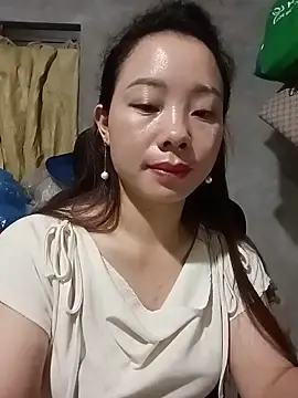Stripchat Sex Cam of milo123-xx