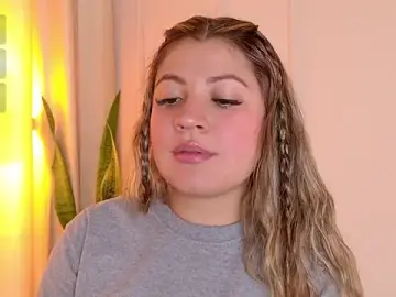 Stripchat Free Live Porn of Zuzu_sweet