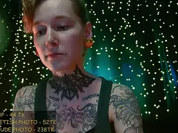 Stripchat Live Sex of Littlespacemouse