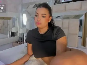 Stripchat Live Sex Cam of VICTORIAGRAYS