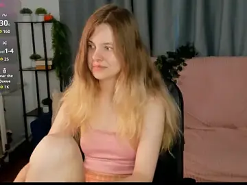 Stripchat Adult Webcams of Glitch_Doll