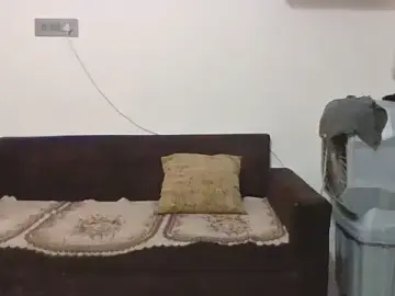 Stripchat Live Sex Cam of CA_topper_7