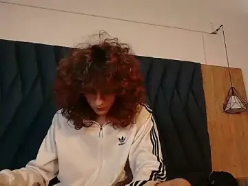 Stripchat Free Live Porn of Divine_____