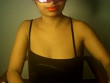 Stripchat Free Live Porn of Fluffy_Melon-22