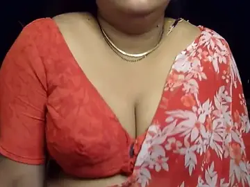 Stripchat Live Sex of LouleyRani_