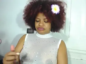 Stripchat Sex Cam of Squirter_pussybomb