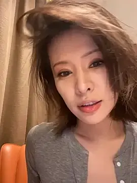 Stripchat Sex Cam of Sunflower-77