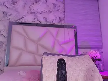 Stripchat Best live sex cam show of kendal_rossi