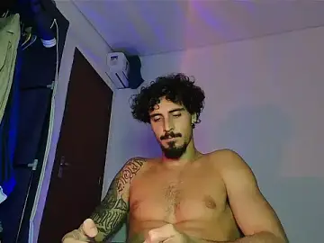 Stripchat Watch Live Sex Cams of milkoffe