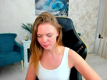 Stripchat Watch Live Sex Cams of Strawberrye