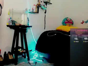 Stripchat Live Sex Cam of kimkardasha98