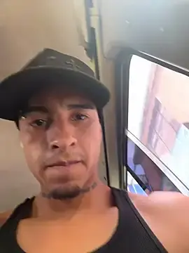 Stripchat Sex Cam of willclayy