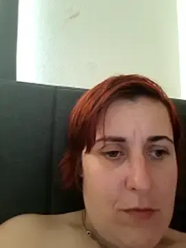 Stripchat Sex Chat of Tiara_XOX