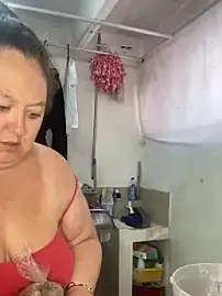 Stripchat Free Porn Cam of Chloee_Peach
