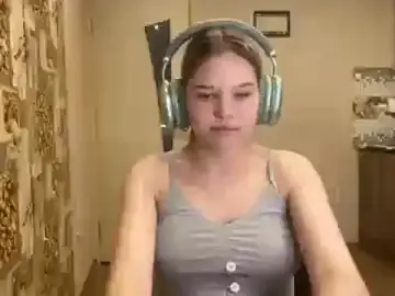 Stripchat Live Sex Cam of HellyRay
