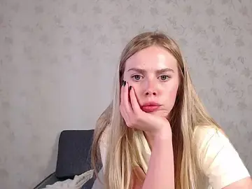 Stripchat Free Porn Cam of sofiaa_here