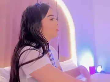 Stripchat Free Live Porn of ariadna_boneville
