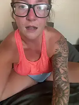 Stripchat Live Sex of _ElizabethLove_