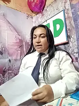 Stripchat Live Porn of isis_milove