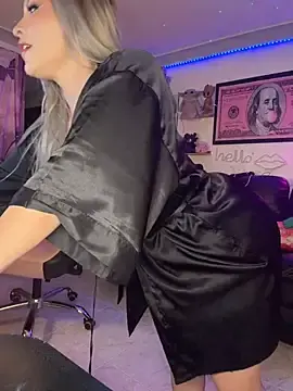 Stripchat Free Porn Cam of may_aceros
