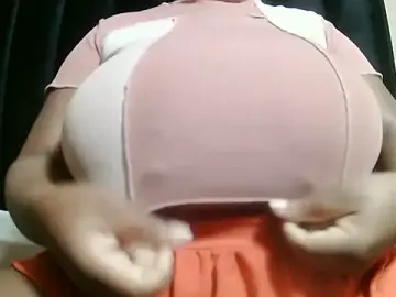 Stripchat Adult Webcam of wamie12