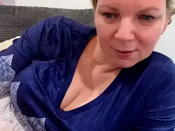 Stripchat Watch Live Sex Cams of l4dyc4pricorn76